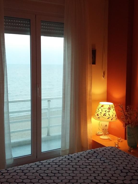 Apartment Michalis By The Sea Луца Экстерьер фото