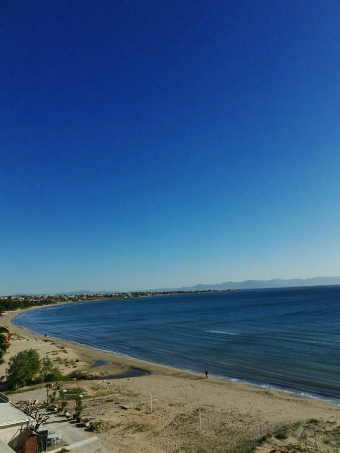Apartment Michalis By The Sea Луца Экстерьер фото